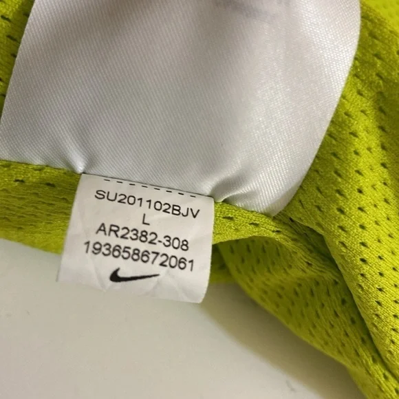 NIKE MEN GREEN WOVEN FLOW LINED SHORT PANTS.SIZE-LARGE. - Picture 14 of 14